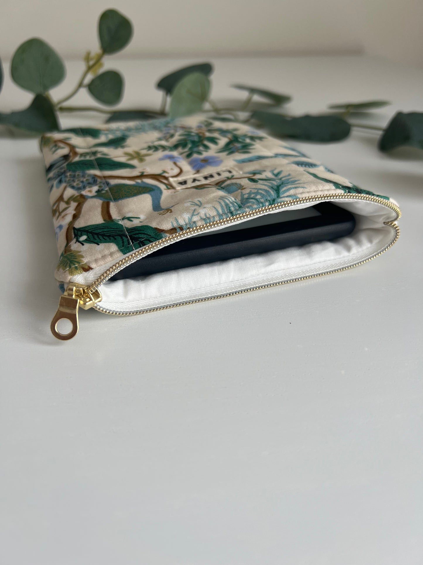 E-reader sleeve 6” - gequilt - Vintage garden