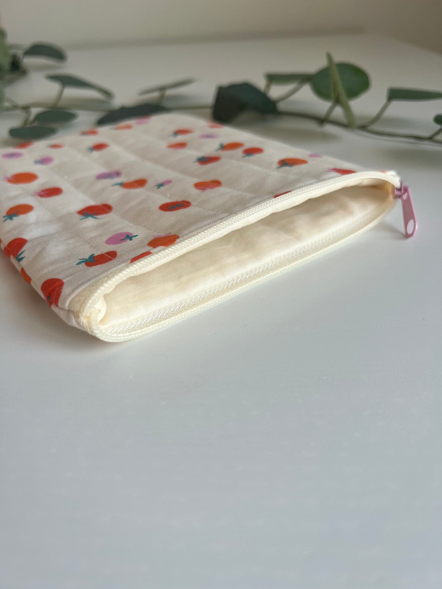 E-reader sleeve gequilt - Tomaatjes