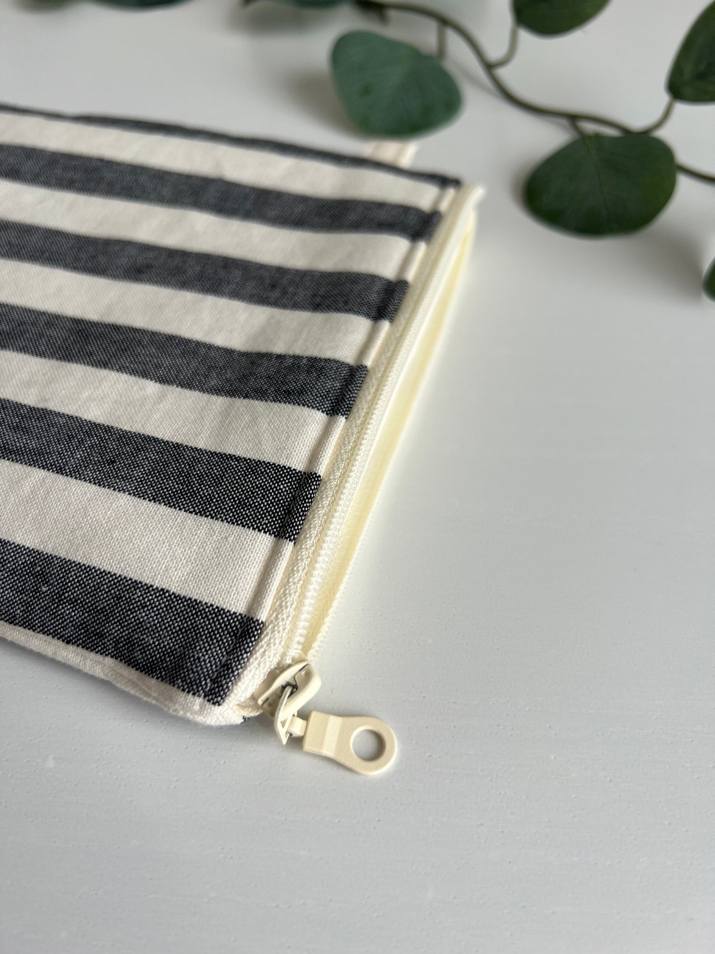 E-reader sleeve 6" gevoerd - Swedish stripes