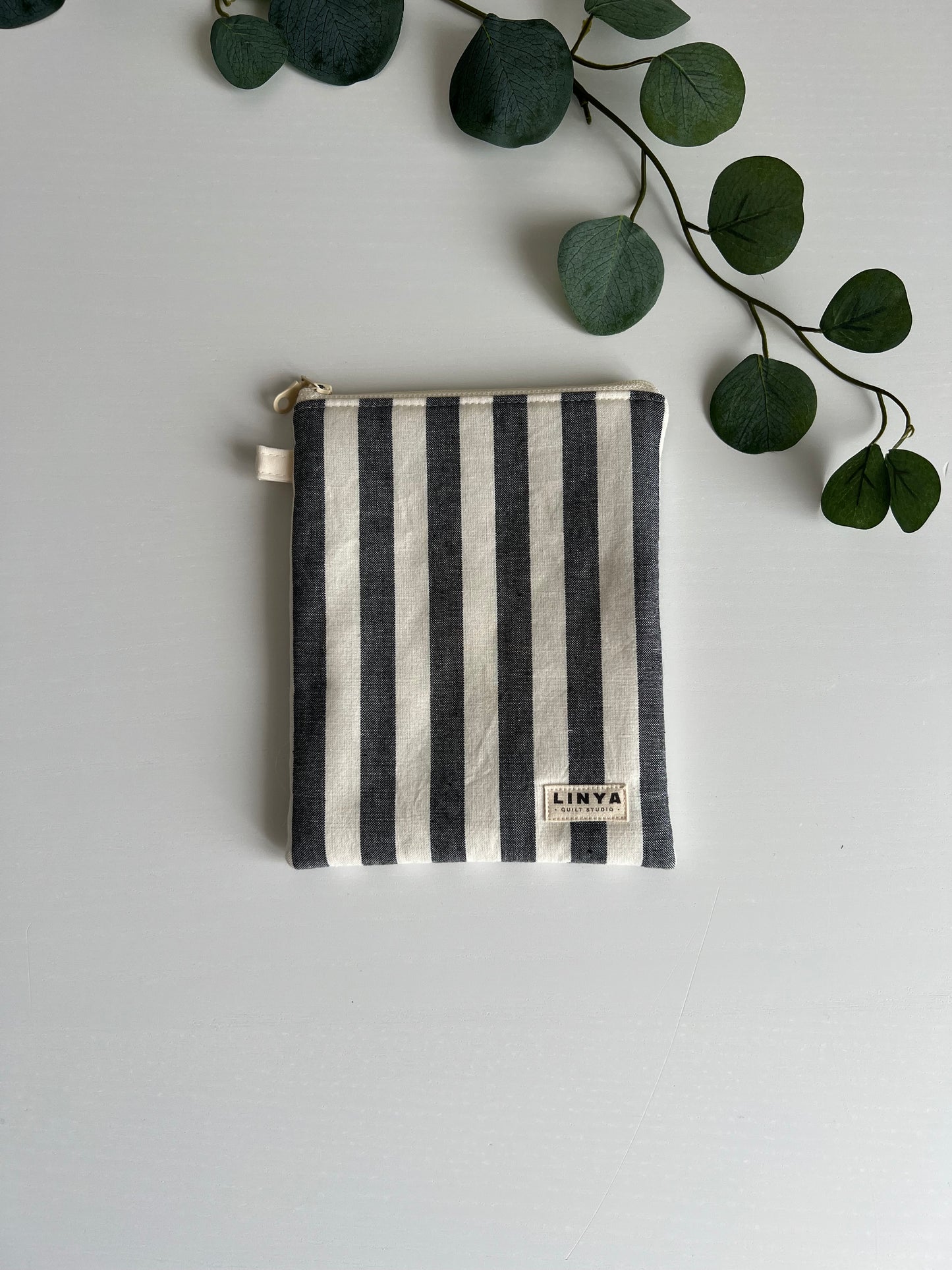 E-reader sleeve 6" gevoerd - Swedish stripes