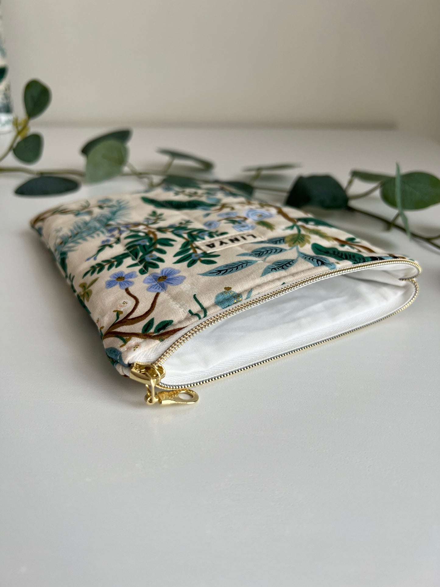 E-reader sleeve 6” - gequilt - Vintage garden