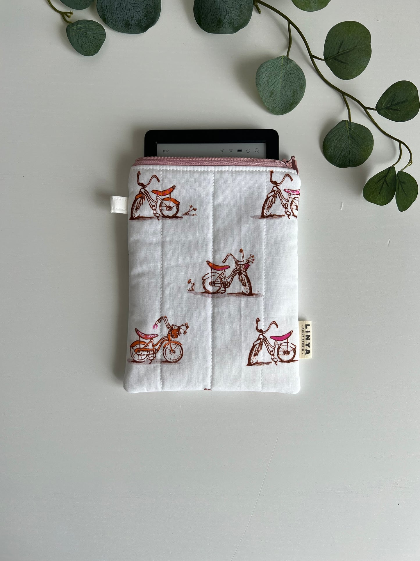E-reader sleeve 6" gequilt - Dream bikes