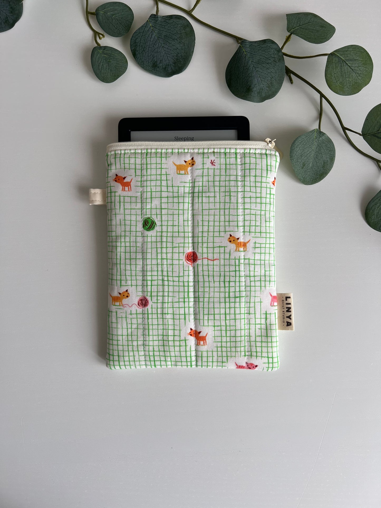 E-reader sleeve 6" gequilt - Kitten plaid