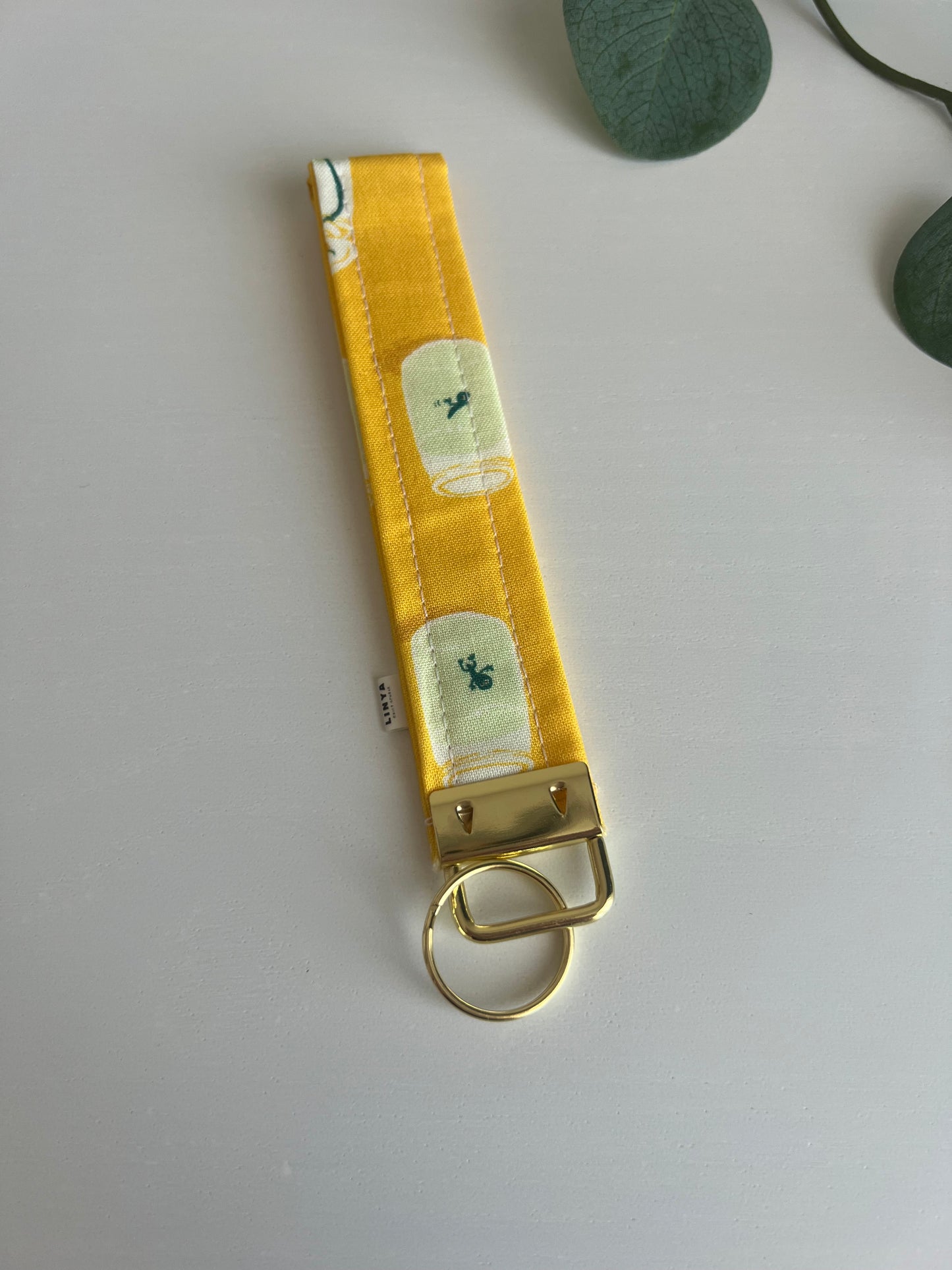 Sleutelhanger | Polsband | Becoming a frog