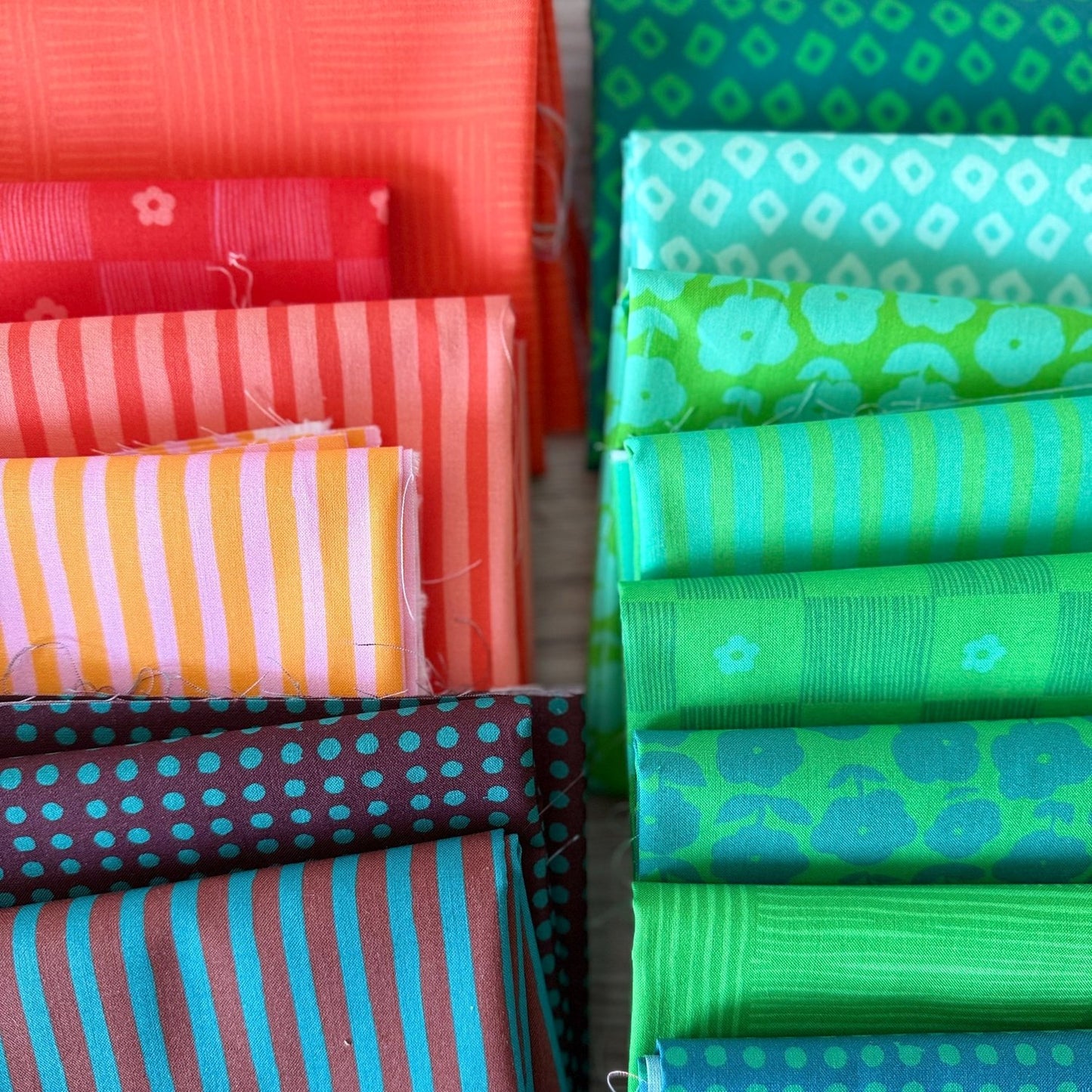 Ruby and Bee blenders Layercake 10” quiltstoffen pre-cuts