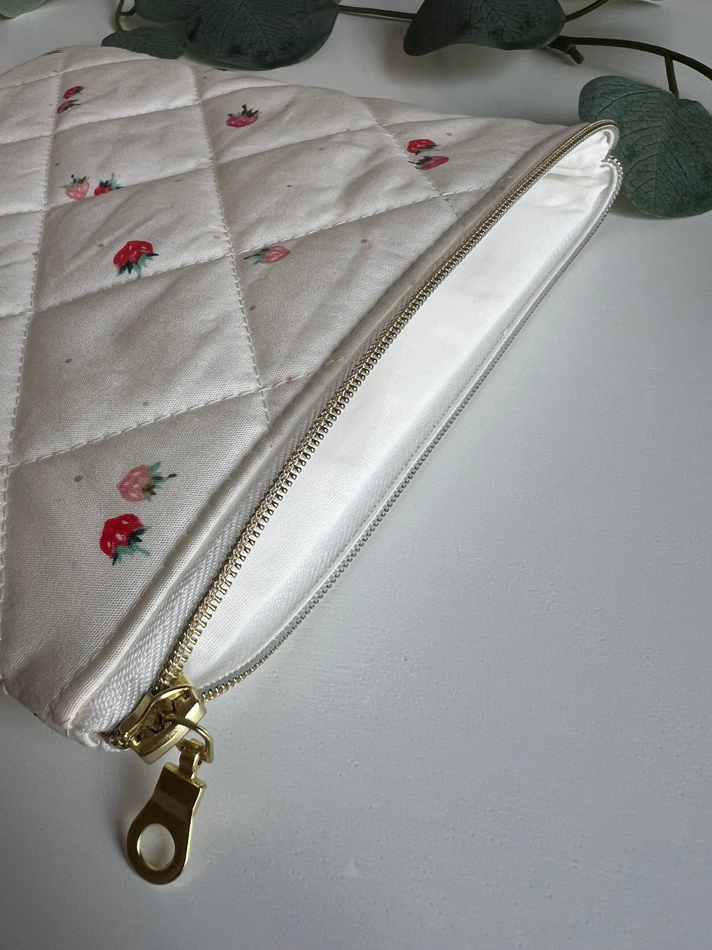 E-reader sleeve 7" gequilt - Berry drizzle