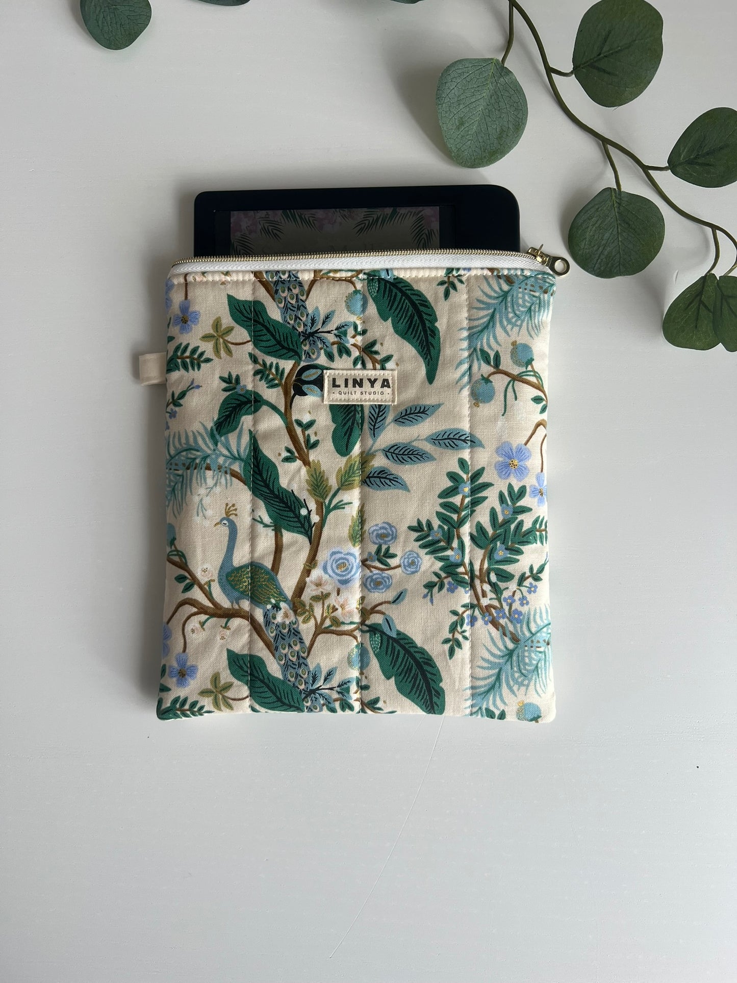 E-reader sleeve 7" gequilt - Vintage garden
