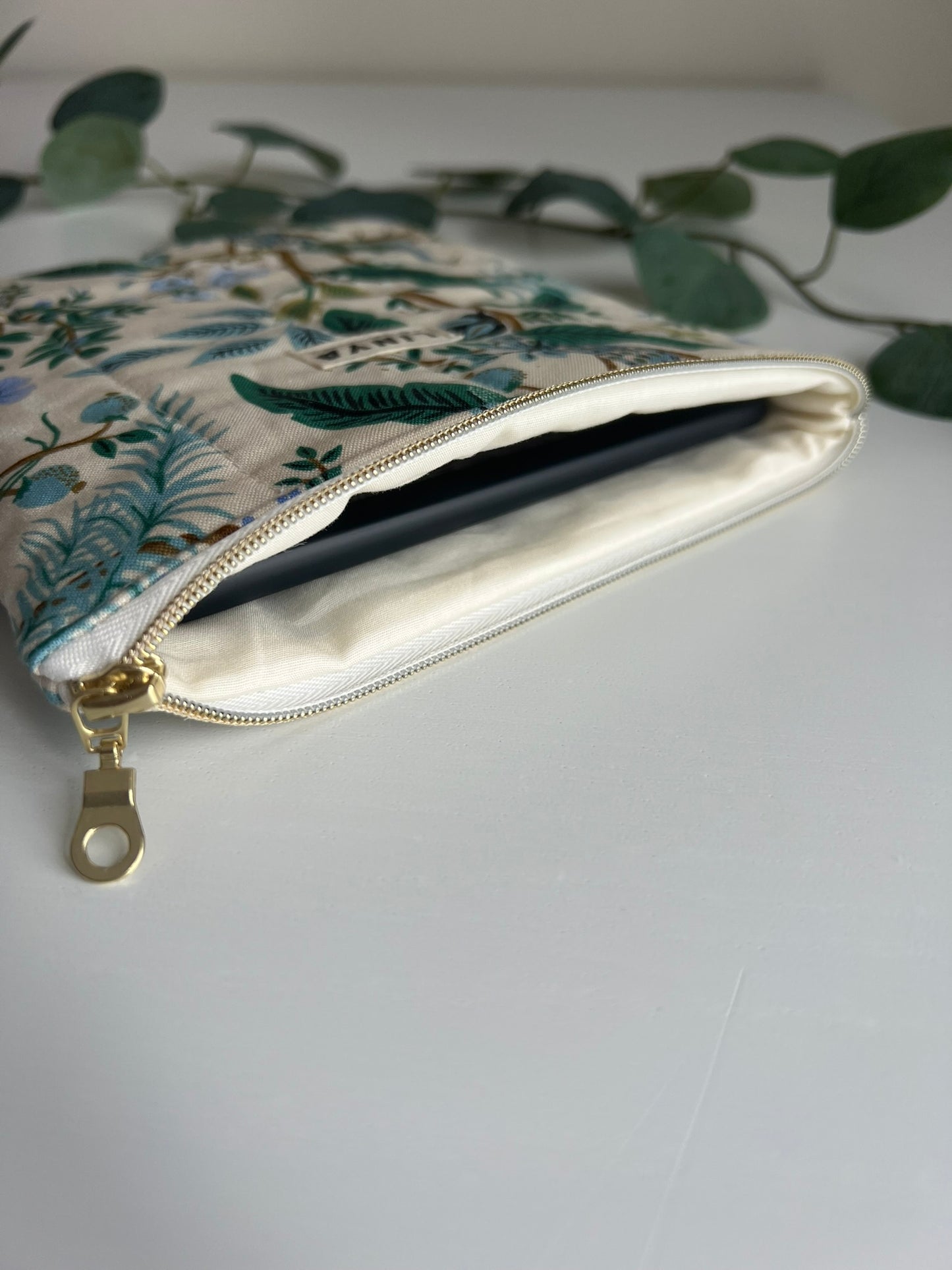 E-reader sleeve 7" gequilt - Vintage garden