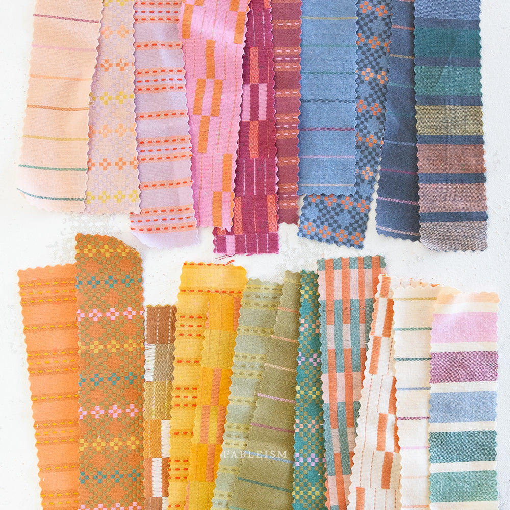 Lucky Loom - Interlock in Watermelon (REVERSIBLE)