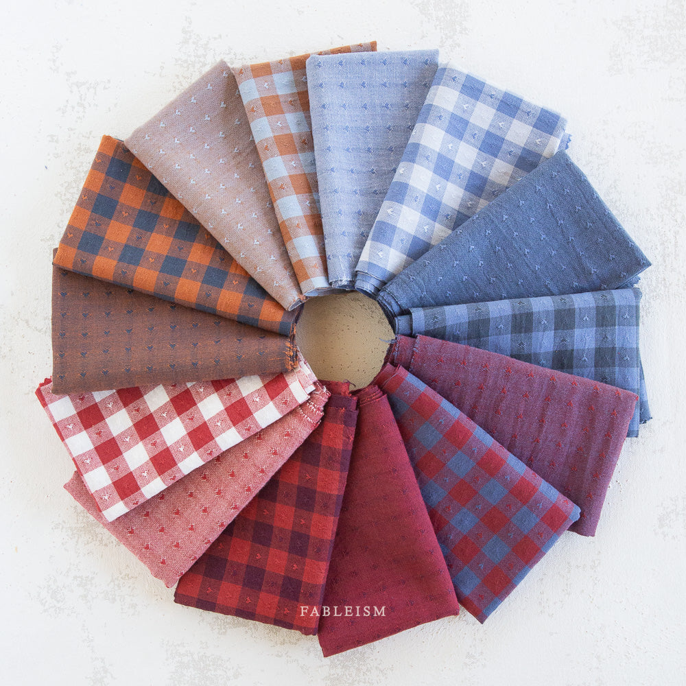 Queen of Hearts - QH-DH55-02-MARASCHINO - Dobby Hearts in Maraschino