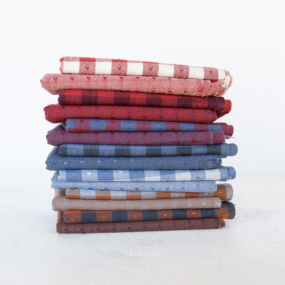 Queen of Hearts - QH-DH55-02-MARASCHINO - Dobby Hearts in Maraschino