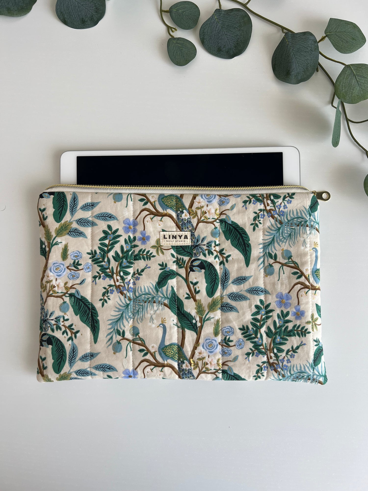 Tablet sleeves