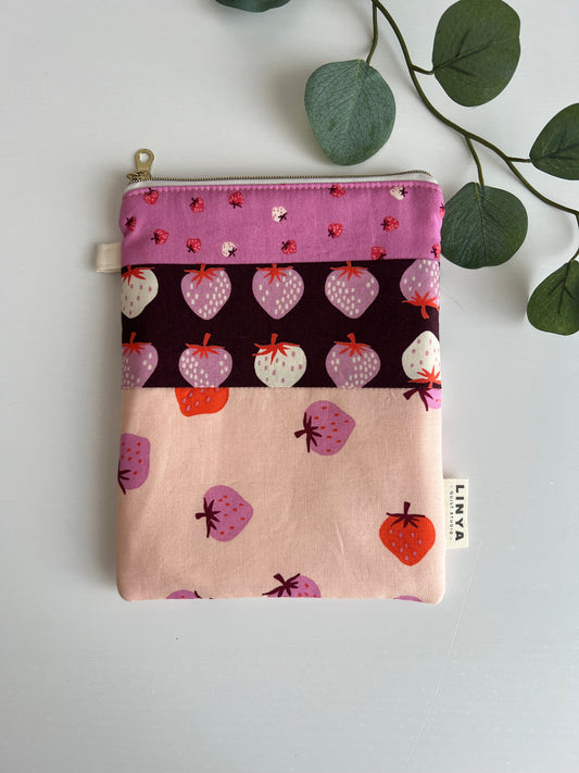 E-reader sleeve 6” patchwork - Tripple Strawberry