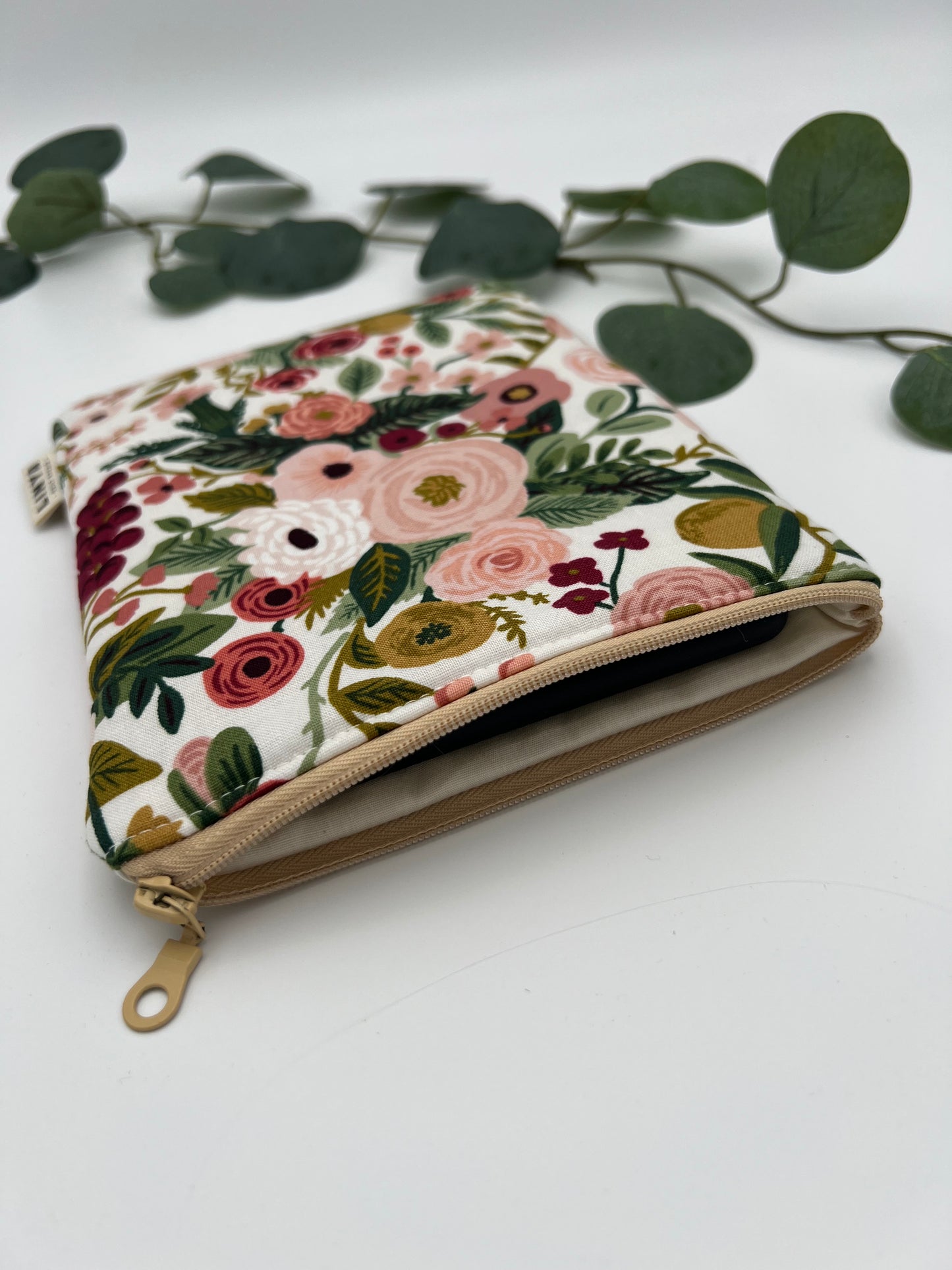 E-reader sleeve 6" - Pink flowers