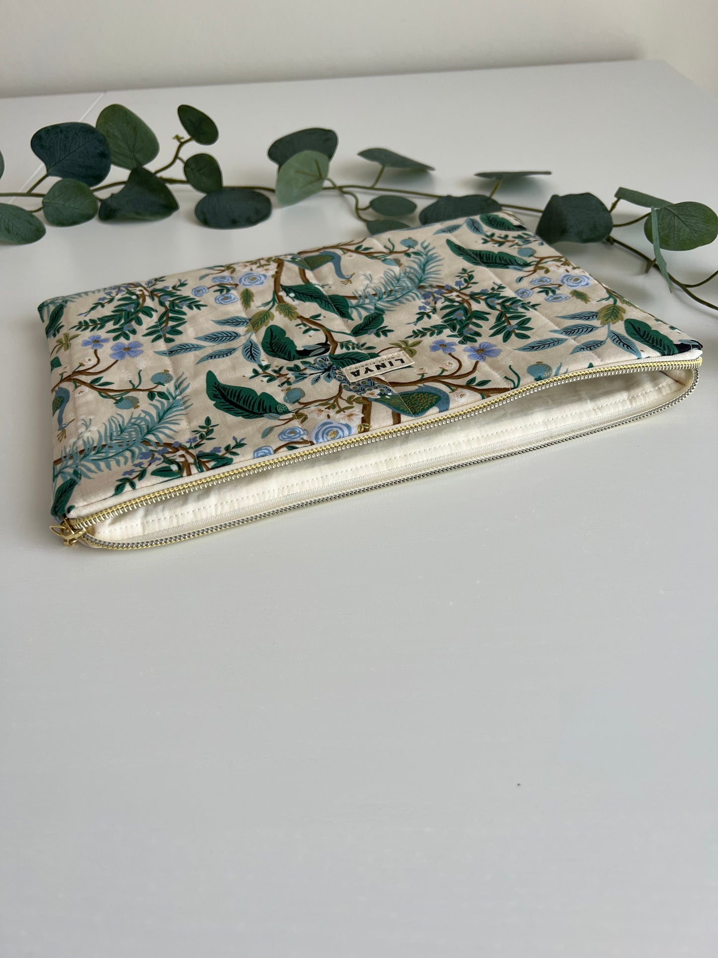 iPad 11” sleeve gequilt - Vintage garden