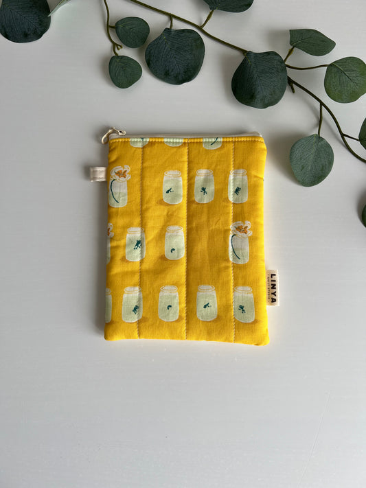 E-reader sleeve 6" gequilt - Becoming a frog