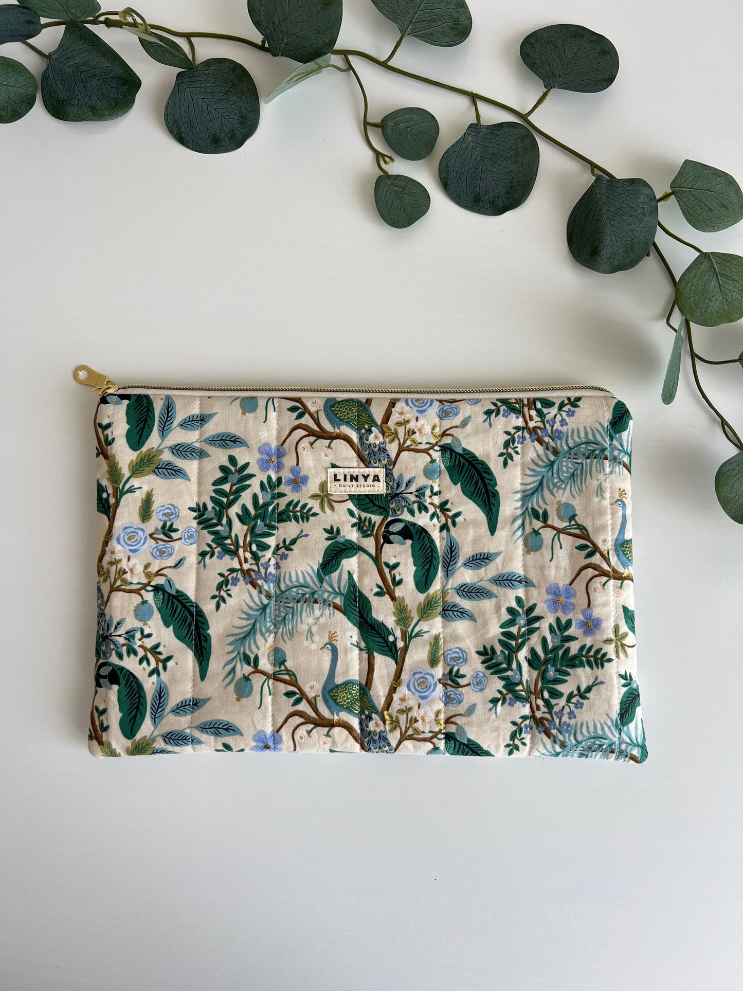 iPad 11” sleeve gequilt - Vintage garden