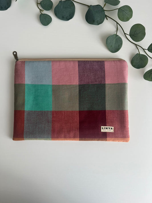 Tablet sleeve 11” - Plaid Strata